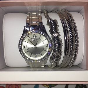 Women’s Folio crystal watch and bracelet set